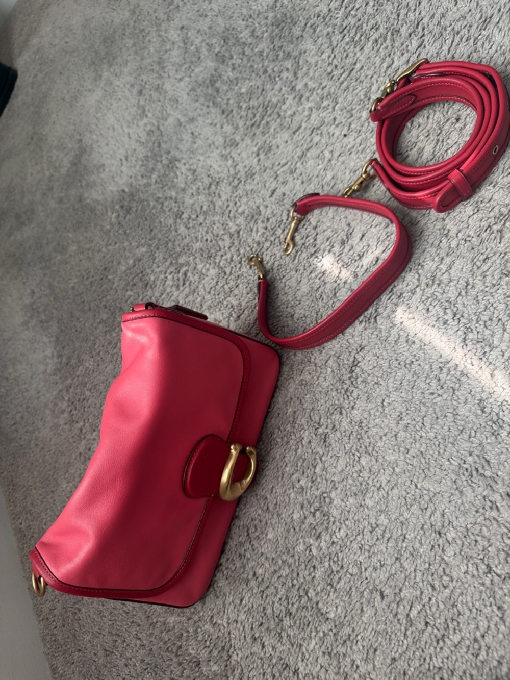 Coach Pink Shoulder Bag with Gold Hardware - Picture 8 of 13